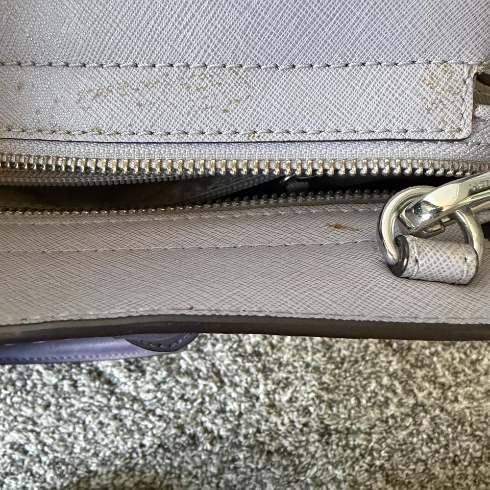 Michael Kors Two-Tone Bag in Purple and Cream - Picture 5 of 10